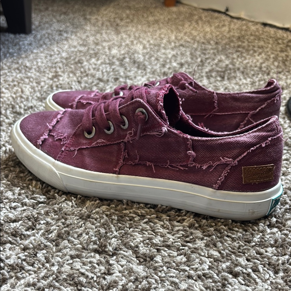 Blowfish Women's Burgundy Casual Sneakers